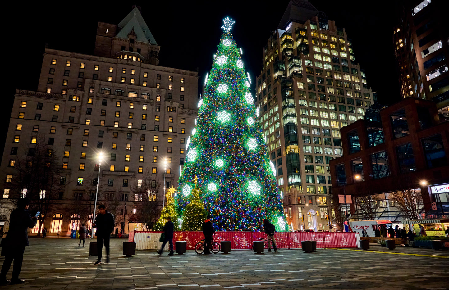 Holiday Magic in Vancouver: Christmas at the Wedgewood | December 24 - 27, 2026 | Activity Level 2
